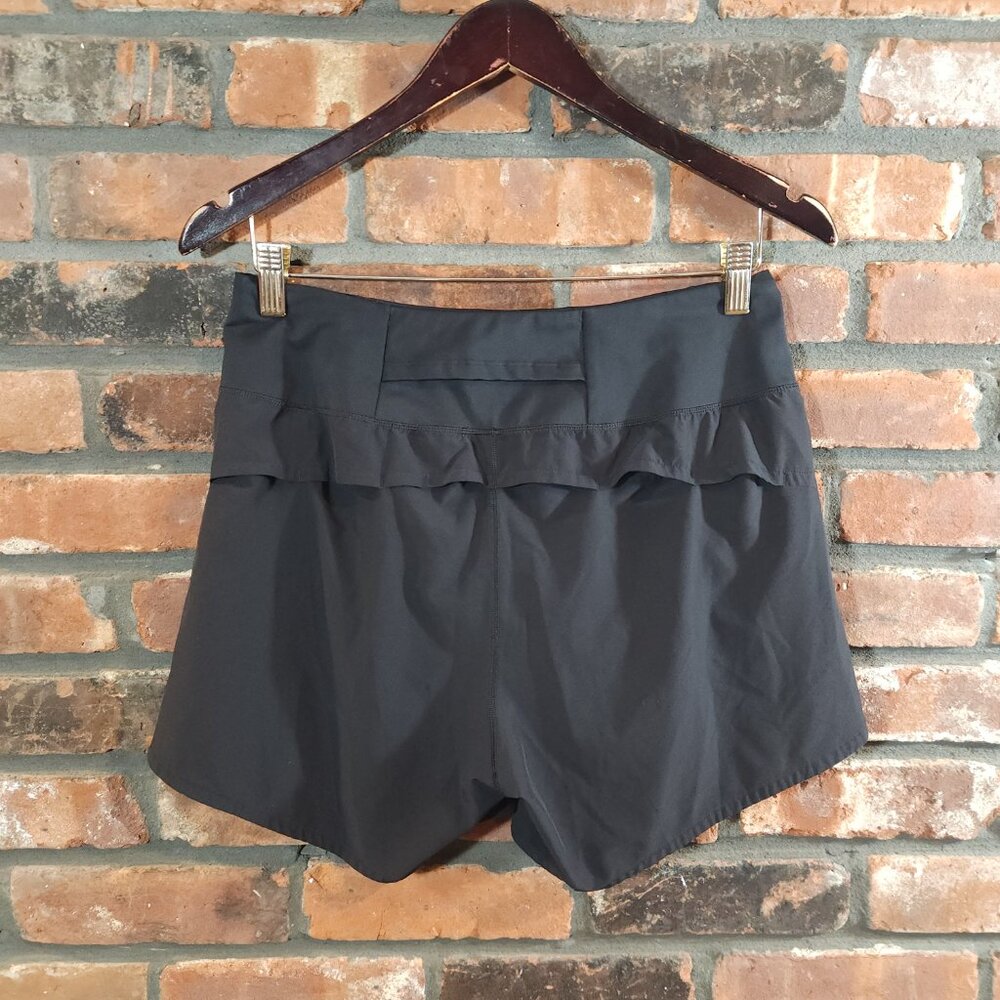 Brooks Chaser 5" Lined Running Shorts in Black Workout Athletic Women's M - Picture 7 of 9